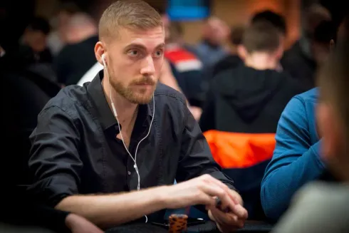 O jogador alemão Manig Loeser cravou o Evento #2 da série online da WSOP.
