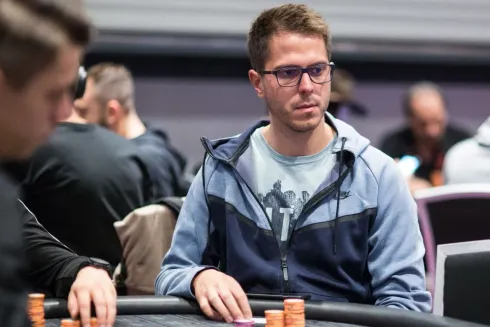 O húngaro Norbert Szecsi venceu o Evento #1 da WSOP online e conquistou o 3º bracelete da carreira.
