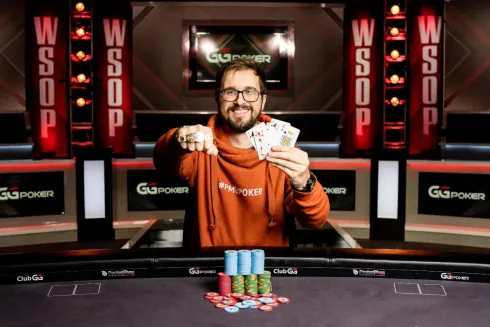 Julien Martini conquistou mais um título na WSOP
