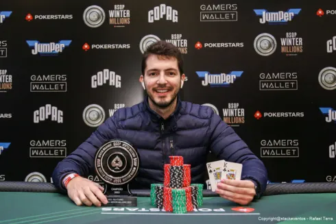 Carlos Ribeiro, campeão do NLH Turbo do BSOP Winter Millions
