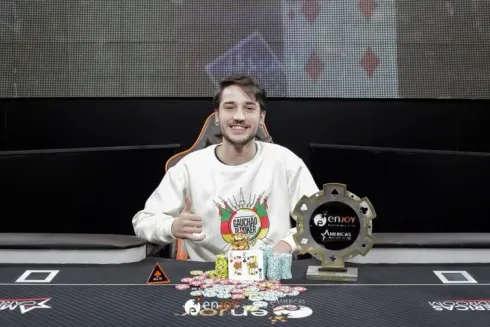 Giorgio Tonin, campeão do Main Event do Enjoy Poker Tour (Foto: CodigoPoker)
