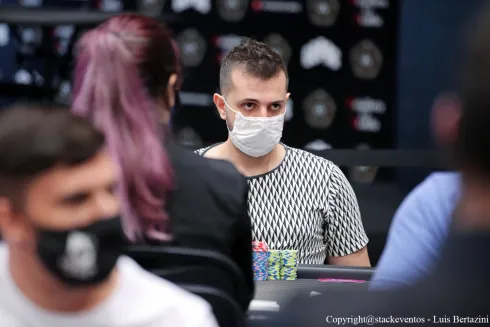 Ricardo Rocha forrou cinco dígitos no PokerStars. 
