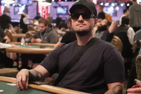 Renan Aziz deu show nas disputas da WSOP Online. 
