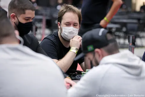 Luan Felipe se deu bem no PokerStars. 
