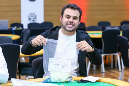 Paulo Gonçalves puxa a fila no PLO da WSOP Brazil
