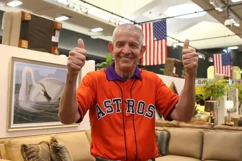 Mattress Mack fez história no último sábado (5)
