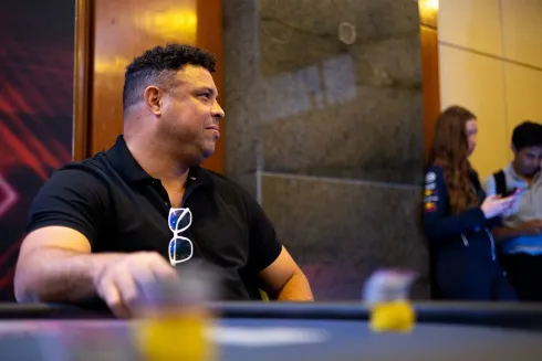 Ronaldo Fenômeno está de volta às mesas de poker
