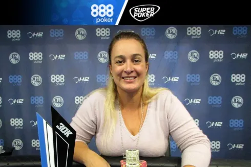 Ligia Mansur ficou com o título no H2 Club SP
