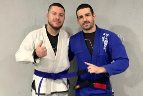 Felipe Phil passou recentemente à faixa azul no Jiu Jitsu
