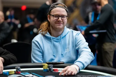 Conor Beresford conseguiu dobrar seu stack
