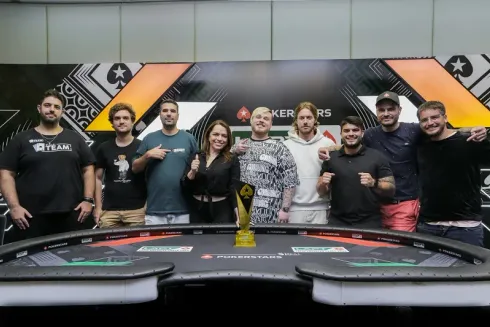 Mesa Final do Main Event do LAPT Rio
