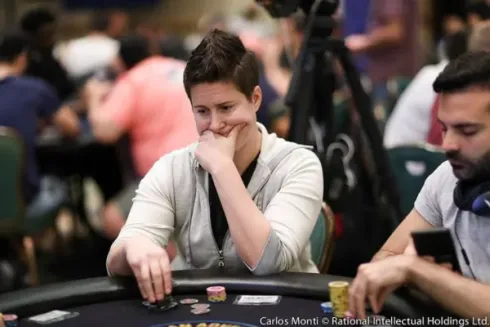 Vanessa Selbst estará em Las Vegas para a Copa do Mundo do Poker
