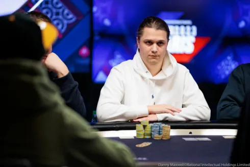 Niklas Astedt segue fazendo miséria no PokerStars
