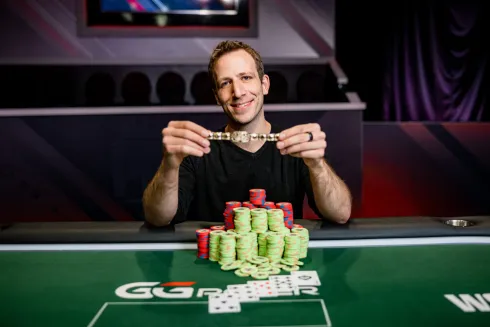 Benny Glaser se tornou o primeiro jogador europeu pentacampeão na WSOP (Foto: WSOP)
