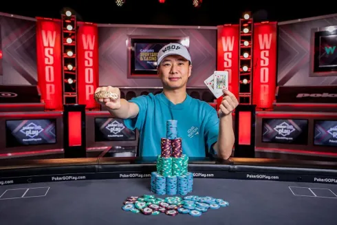 Yuan Li derrotou o canadense Jonathan Camara no heads-up (Foto: WSOP)
