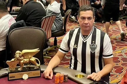 Daniel Freitas garantiu a forra de seis dígitos em um acordo no 5-handed
