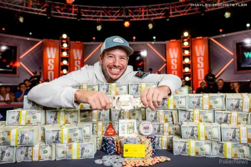 Daniel Weinman campeão do Main Event da WSOP (Foto: Hayley Hochstetler/PokerNews)
