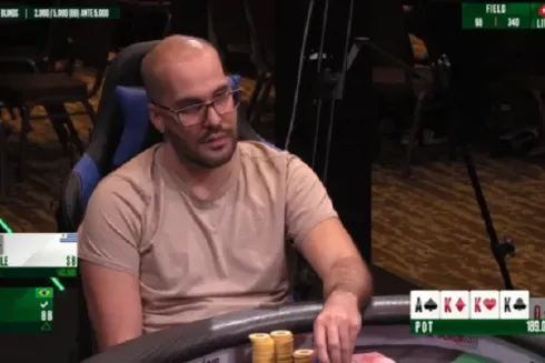 Uri Scholderle foldou o full house no Main Event do LAPT Panamá
