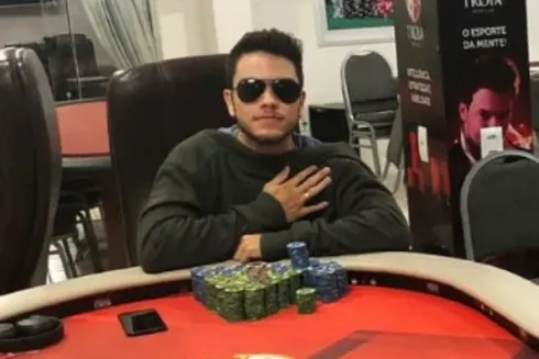 Jeferson Dias foi destaque no domingo (6) no PokerStars (Foto: Reprodução/Instagram @Jeferson Dias)
