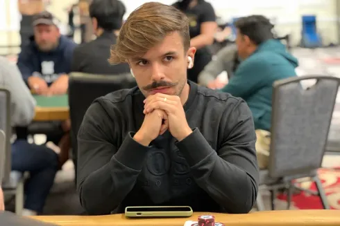 Yuri Martins deu show neste domingo (27) no GGPoker
