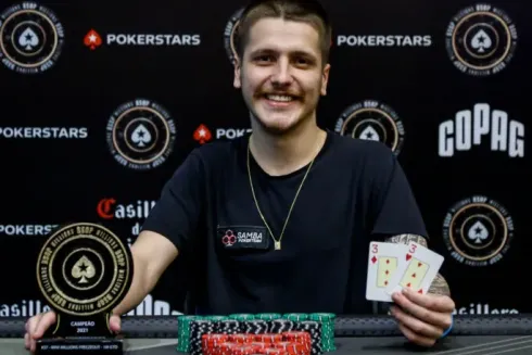 Gustavo Dias possui o 11º maior stack geral do torneio
