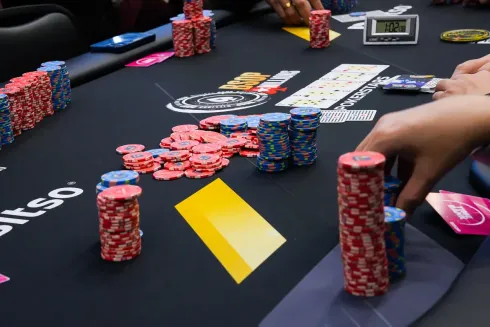 Evandro Jr. puxou um potão no Main Event do BSOP Millions
