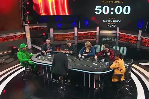 Game of Gold teve uma mesa final 6-handed para decidir o título (Foto: Reprodução/YouTube @GGPoker)
