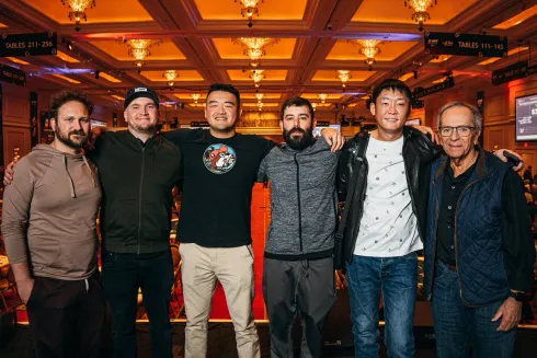 Calvin Anderson, Jon Glendinning, Jay Lu, Aaron Pinson, Valeriy Pak e Bob Buckenmayer, finalistas do WPT Prime Championship (Foto: WPT)
