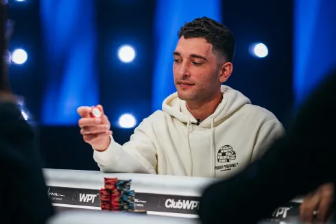 Dan Sepiol mostrou coragem para executar o triple barrel bluff (foto: WPT)
