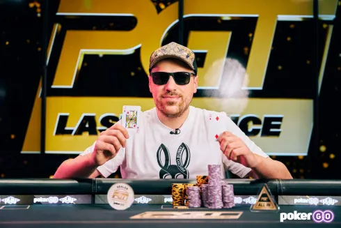 Artur Martirosian segue acumulando conquistas na carreira (foto: PokerGO)
