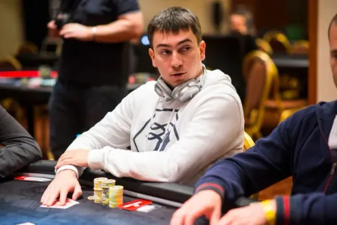 Pavel Plesuv conseguiu uma grande virada no heads-up
