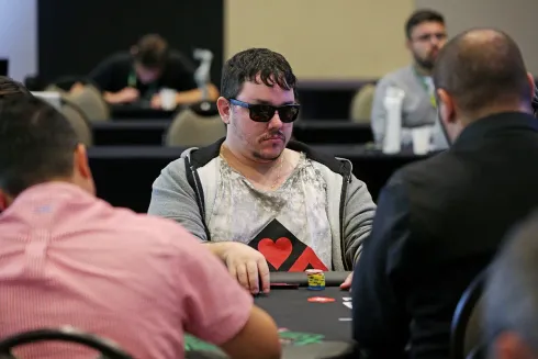 Eric William mandou bem no domingo (4) de PokerStars
