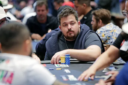 Gabriel Medeiros começará o Dia Final do Sunday Million em vantagem
