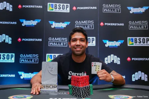 Thiago Gama, campeão do Turbo Superstack do BSOP Rio
