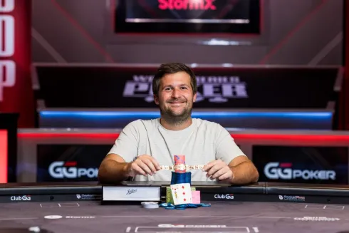 O jogador Chad Eveslage ganhou seu 1º bracelete da carreira no Evento #8 da WSOP.Chad Eveslage
