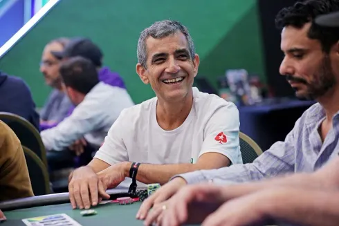 Carlos Velloso satelitou o Main Event do BSOP São Paulo
