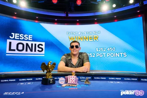 Jesse Lonis faturou seu terceiro troféu do PGT (Foto: PokerGO)
