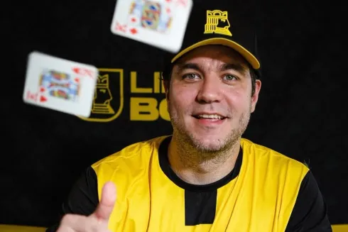 Gustavo Sampaio faturou o título de SCOOP (Foto: Reprodução/Instagram @kkgustavokkpoker)
