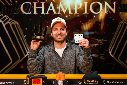 Mike Watson, campeão do Evento #3 da Triton Montenegro (Foto: Joe Giron/Triton Poker)
