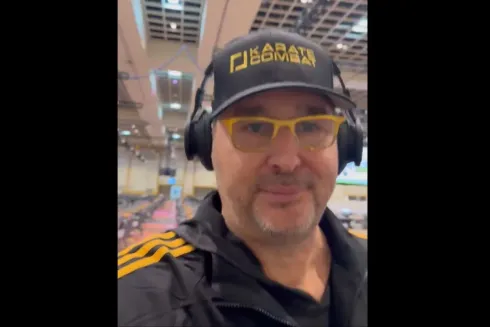 Phil Hellmuth deu um rolê pelas áreas da WSOP 2024
