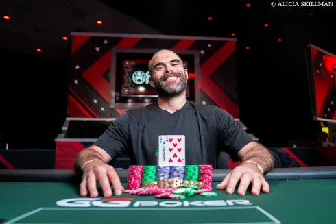 Nick Guagenti fez a festa neste domingo na WSOP (Foto: WSOP)
