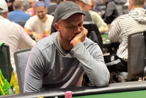 Phil Ivey passou grande na WSOP
