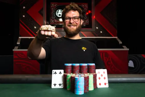 Daniel Vampan levou a cobiçada joia para casa (Foto: WSOP)
