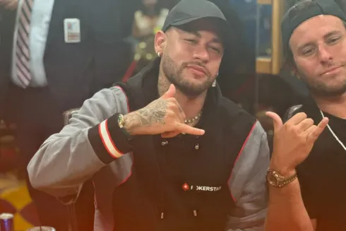 Neymar saiu com muitos motivos para comemorar (Reprodução/X Hustler Casino Live)
