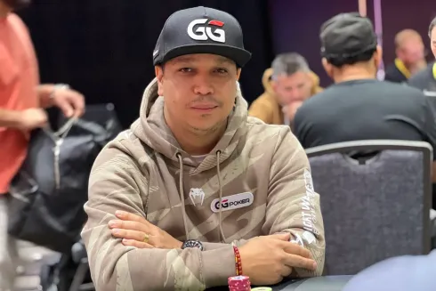 Felipe Mojave havia avançado com o maior stack entre os brasileiros
