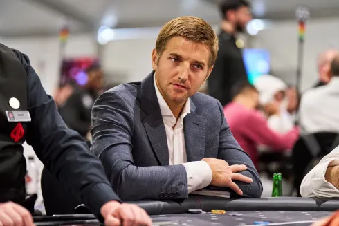 Comentarista na TV, Tony Dunst também é craque nas mesas (Foto: WPT)
