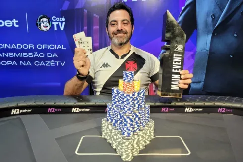 Rodrigo Bueno conquistou a forra e um belo troféu
