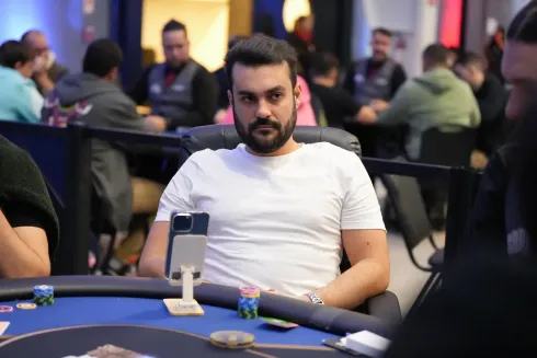 Mateus "Zinhão" começou bem o Super High Roller
