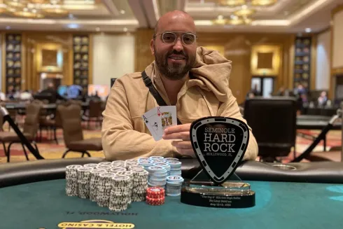 Bryn Kenney conquistou mais um payout de peso (Foto: Seminole Hard Rock)
