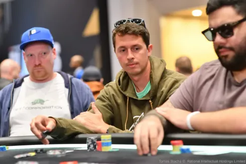 Bruno Volkmann chegou longe no Main Event-H do WCOOP Boot Camp
